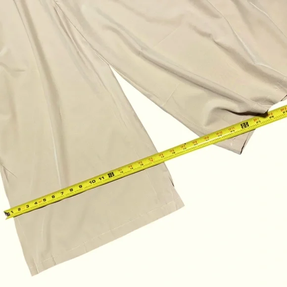 Colombian long beige bodysuit wide leg sleeveless v-neck size m - Picture 6 of 14